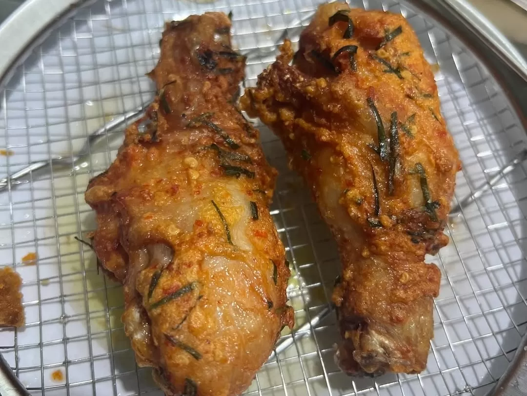 Rahasia Ayam Goreng yang Menggigit Jiwa di Jantung Cilacap